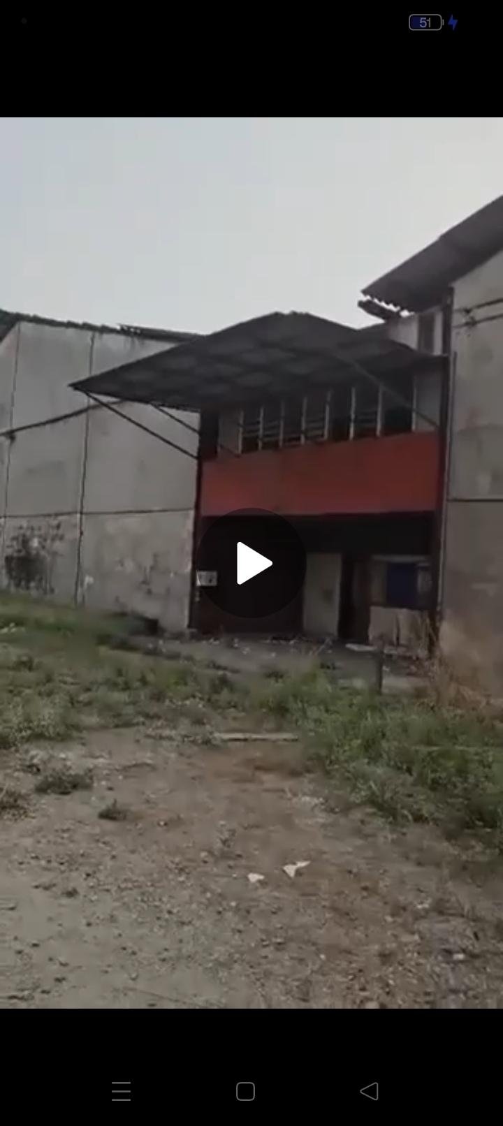 Good day Sir/Ma,  I have 2-Acre Twin Factory in Agbor for ₦900M. Transformer, borehole, bungalows, C of O. Video attached. 2% commission for quick sale.  Call/WhatsApp: 07060639548 - Njoegbu Augustine