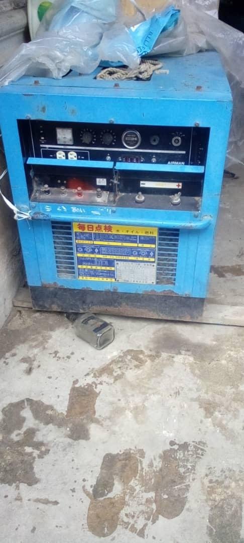 280 amps AIRMAN self welding generator