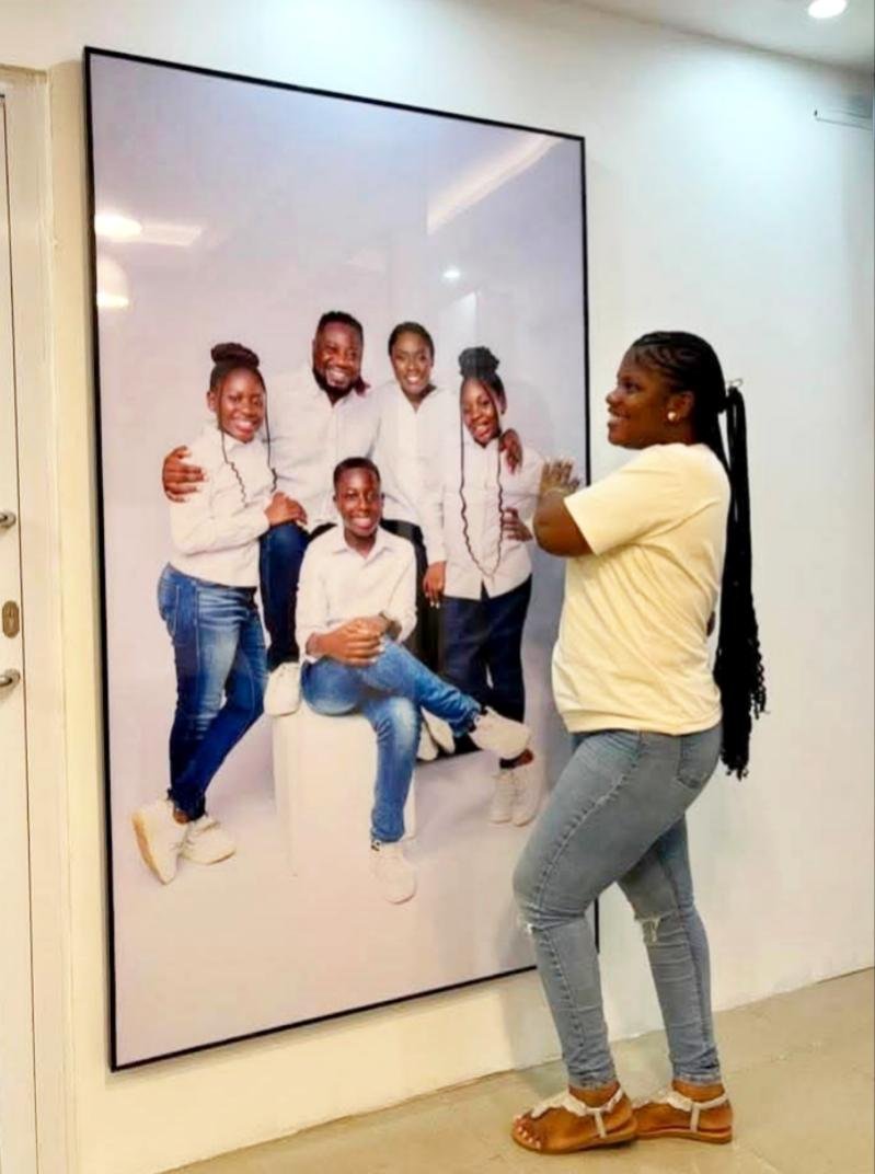 FRAMES SURPRISES