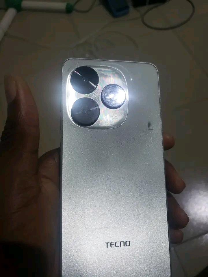 Tecno pop 8