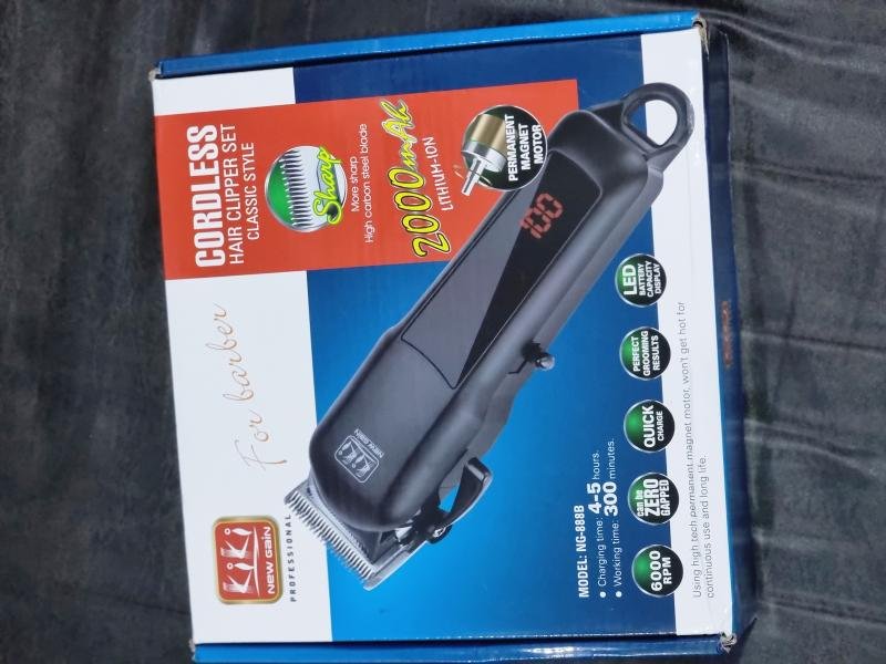 Digital Kiki clipper rechargeable