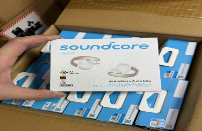 Sound core aero clip