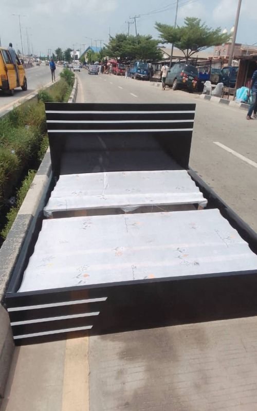 4&half bed frame