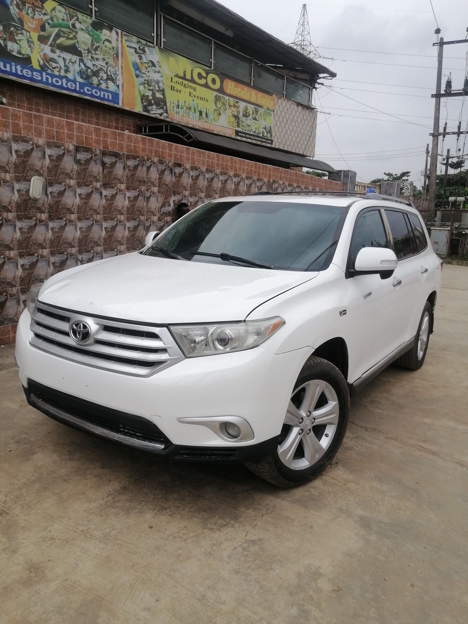Toyota highlander 2013 model